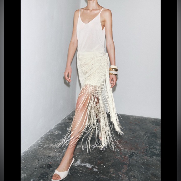 Zara embroidered fringe wrap skirt - Picture 1 of 7